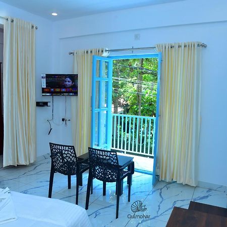 Gulmohar Varkala Bagian luar foto